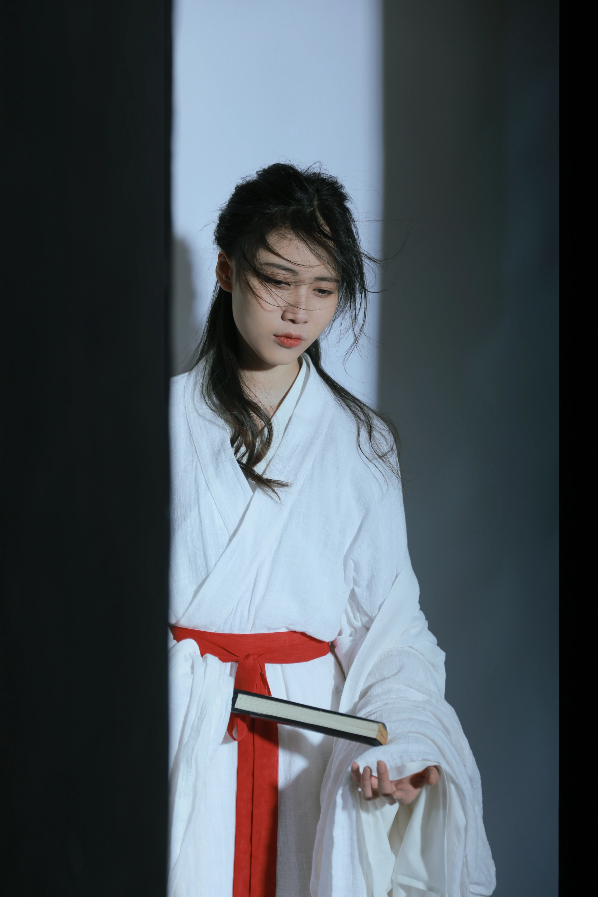 [YITUYU艺图语]2025.01.27 黑白 番茄不是番茄 2